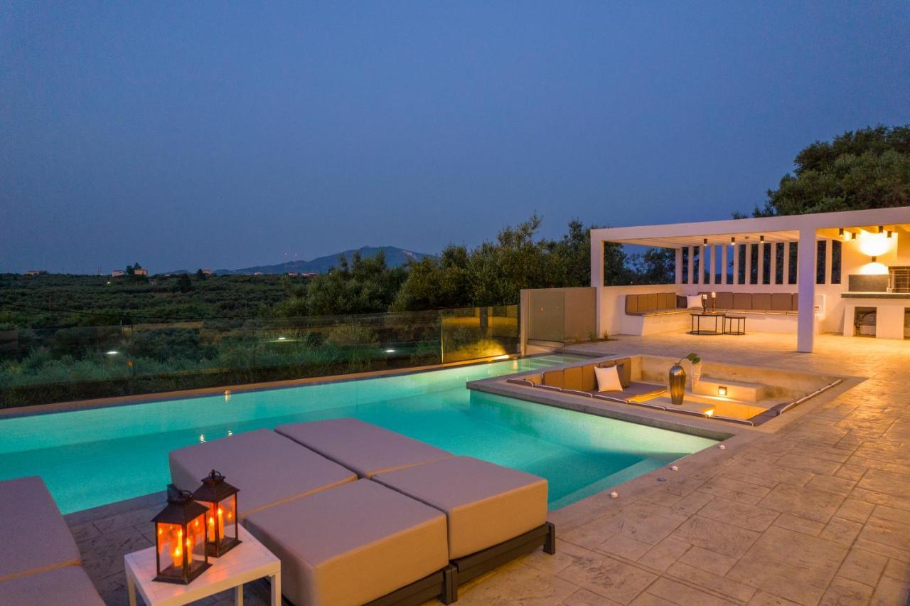 Villa Moonstone Mouzákion Exterior foto